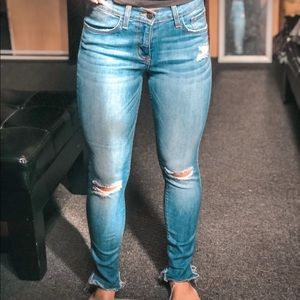 Flying monkey, lightly distressed, size 26, jeans